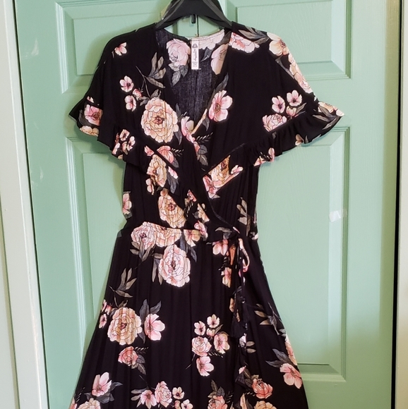 American Rag Cie Dresses & Skirts - American Rag Hi/Low Maxi Dress (Size X/XL) EUC